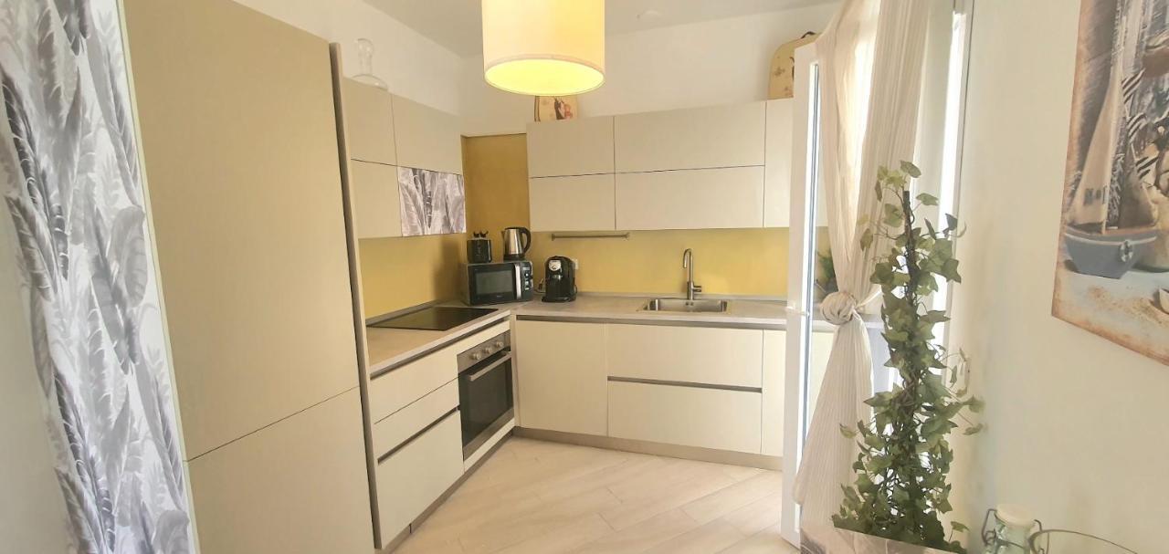 Residence Eucalyptus Suite 2 Casa Indipendente San Remo Kültér fotó